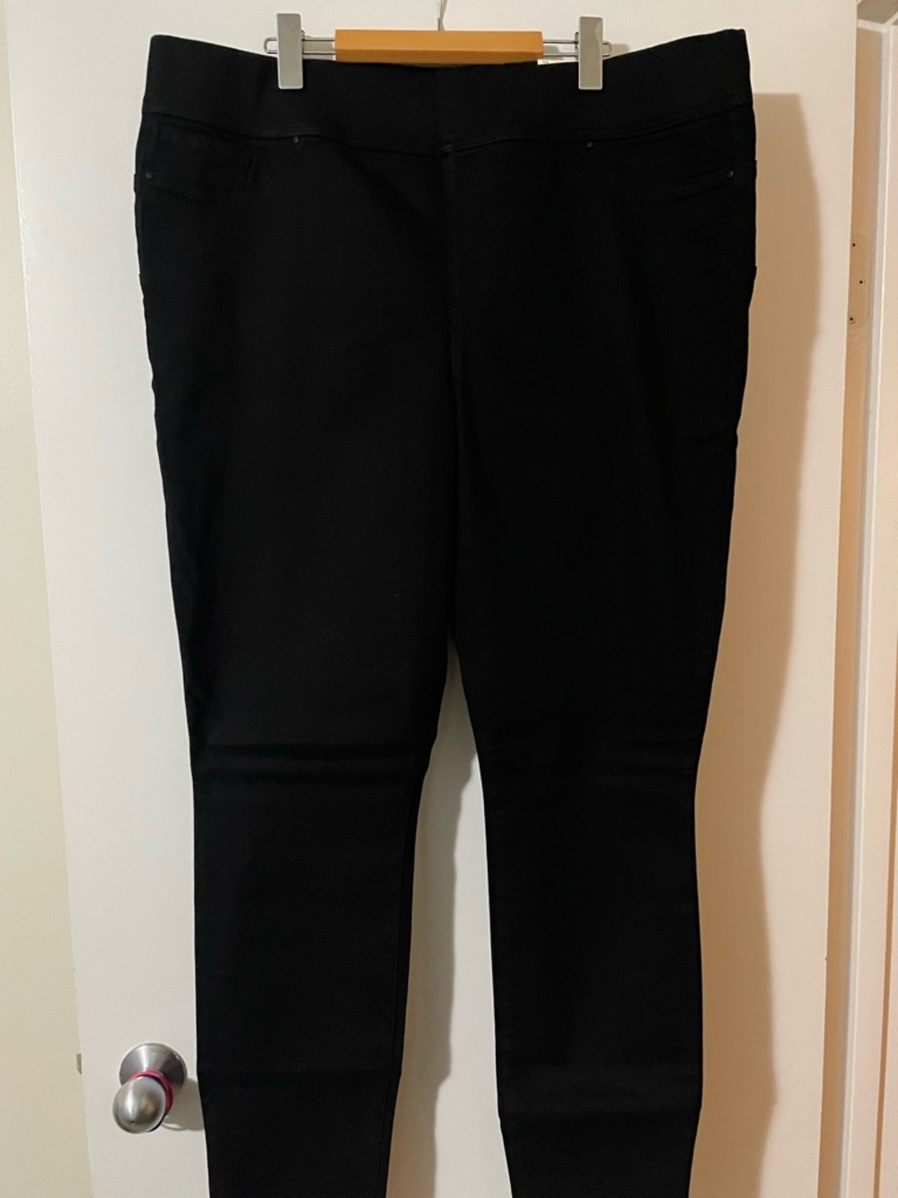 NWT: RICKIS: Women’s Jeggings